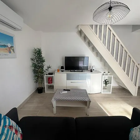 Jolie Petite Maison Plein Sud Casa vacanze Saint-Cyprien (Pyrenees-Orientales)